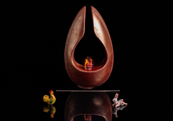 Designové vejce s figurkou - limit. edice