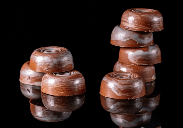 Bonbon tonka beans